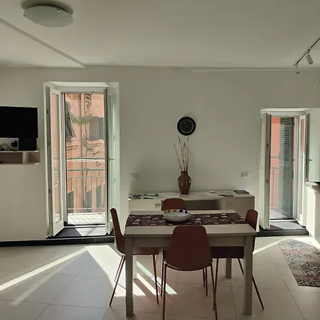 Da Batti Nel Centro Storico Ad Un Passo Dal Mare Apartman *